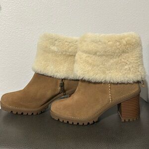 UGG Lupine Booties in EUC